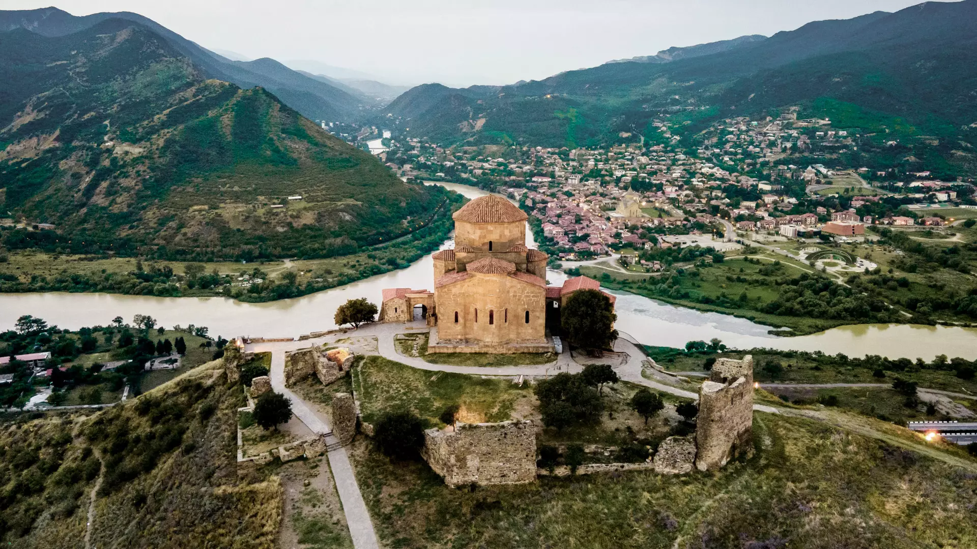 9 Beautiful Places on the Caucasus Range of Eastern Georgia